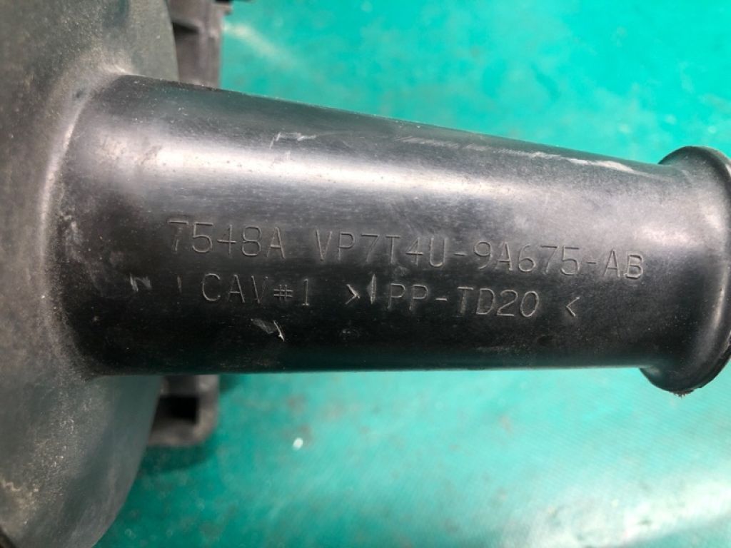 CY01-13-300B | Корпус повітряного фільтра MAZDA CX-9 06-16 - Фото 9