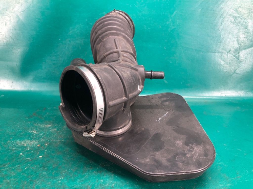 CY01-13-220A | патрубок повітряного фільтра MAZDA CX-9 06-16 - Фото 5