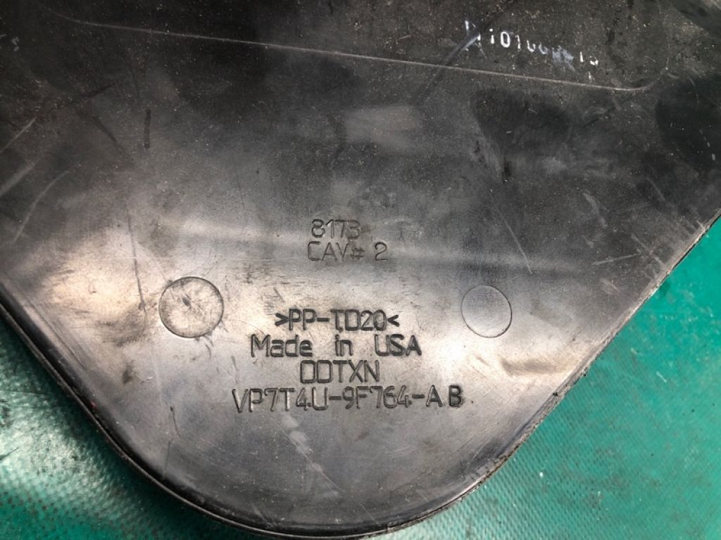 CY01-13-220A | патрубок повітряного фільтра MAZDA CX-9 06-16 - Фото 7