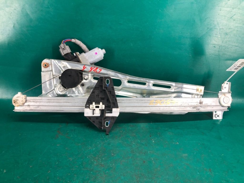 72210-STX-A01 | Стеклоподъемник передн. прав. ACURA MDX (YD2) 06-13