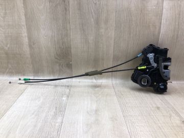 Замок двері передн. лів. TOYOTA CAMRY 50 12-15