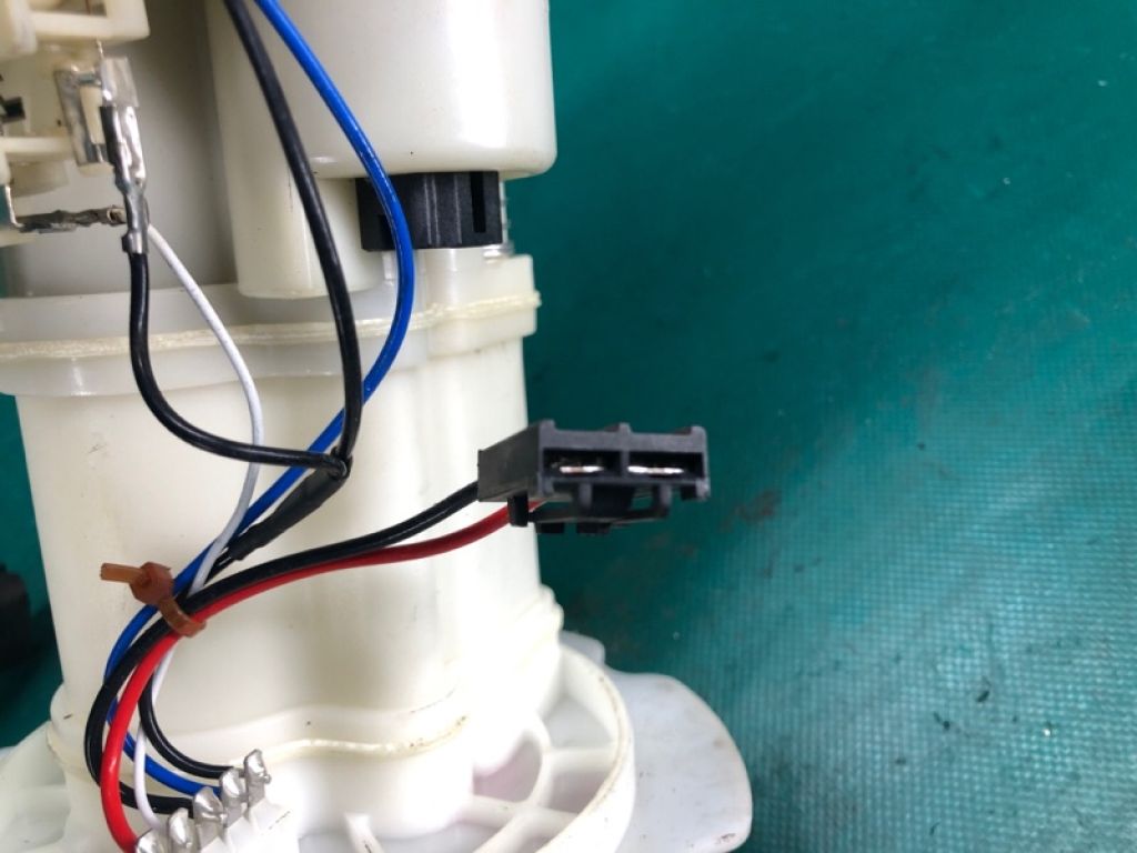 17040-CG200 | паливний насос INFINITI FX S50 03-08 - Фото 8