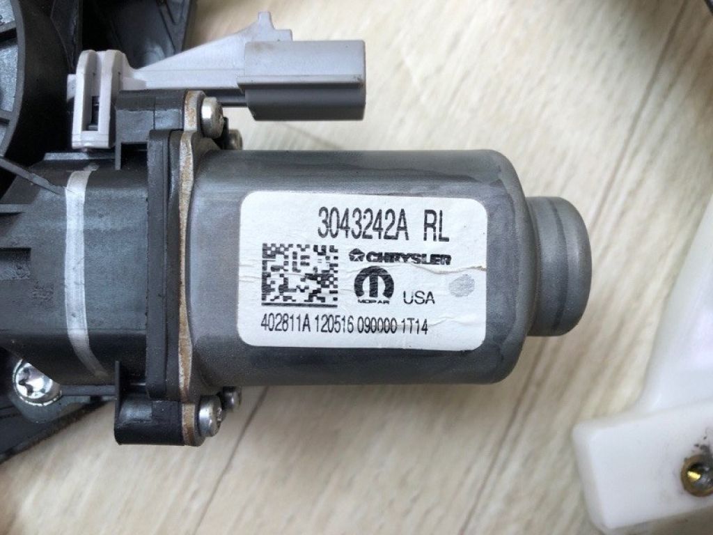 68314 759AA | Склопідйомник задн. лів. CHRYSLER PACIFICA 16-20 - Фото 7