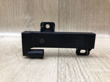 Антена задн. лів. CHRYSLER PACIFICA 16-20