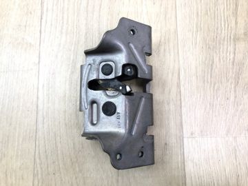 Замок двері бічної задн. лів. CHRYSLER PACIFICA 16-20