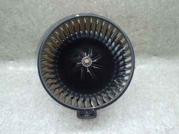 Моторчик пічки HYUNDAI TUCSON TL 15-20