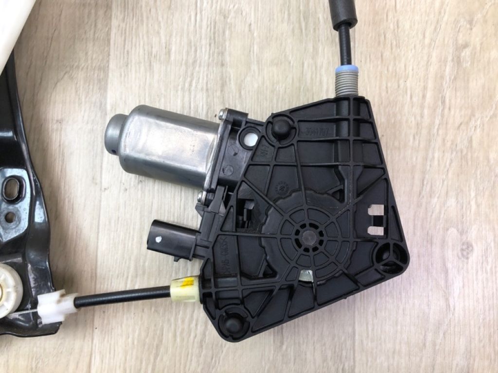 68314 758AA | Склопідйомник задн. прав. CHRYSLER PACIFICA 16-20 - Фото 4