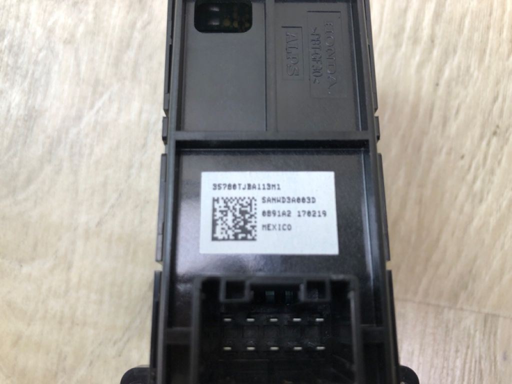 35780-TJB-A11 | Кнопка склопідіймача задн. лів. ACURA RDX 19- - Фото 7