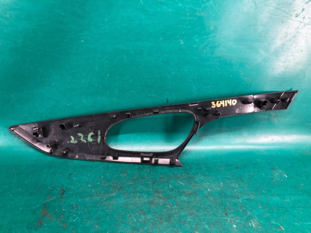 80682-4CL0A | Накладка дверей внутрішня передн. прав. NISSAN X-TRAIL/ROGUE T32 13-20 - Фото 2