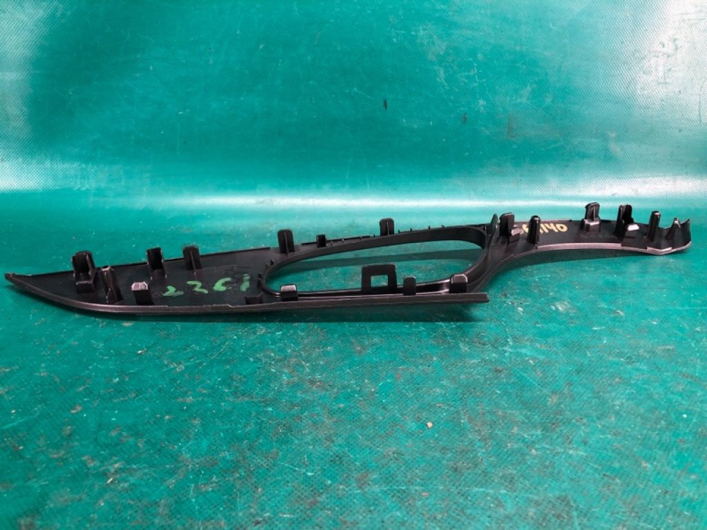 80682-4CL0A | Накладка дверей внутрішня передн. прав. NISSAN X-TRAIL/ROGUE T32 13-20 - Фото 3