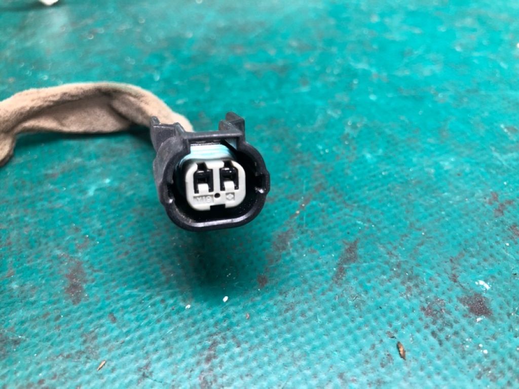 TD11-51-580A | Стоп сигнал MAZDA CX-9 06-16 - Фото 6