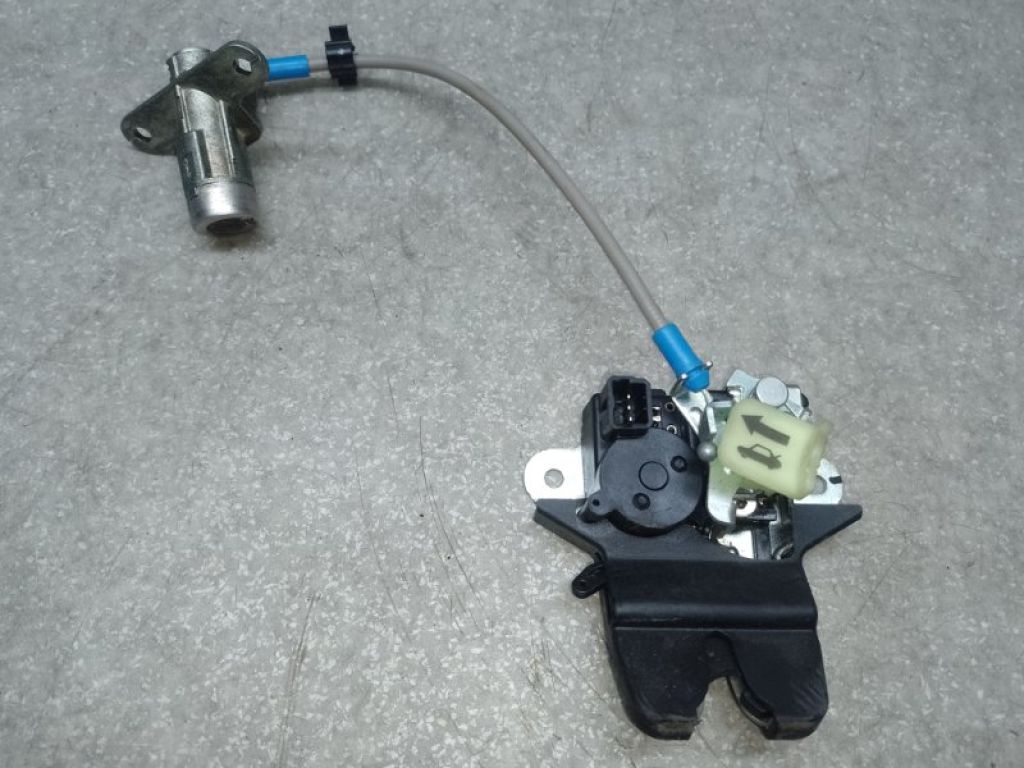 81230-C1010 | Замок кришки багажника HYUNDAI SONATA LF 2014-