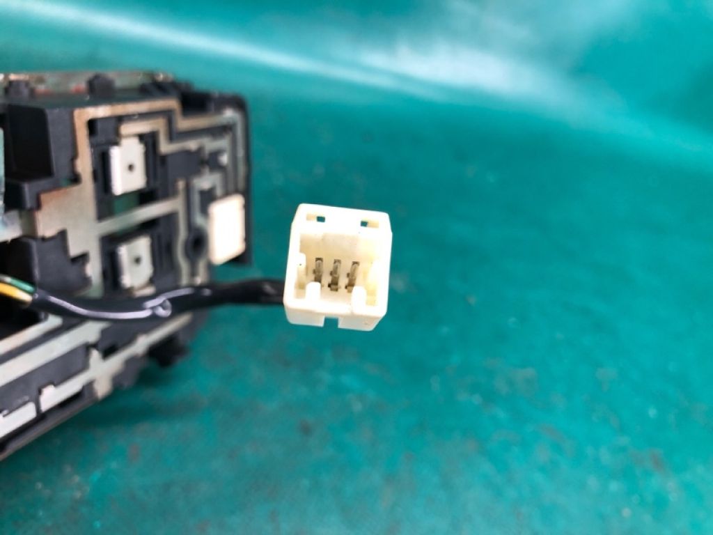 26430-CG300 | Плафон салону INFINITI FX S50 03-08 - Фото 4