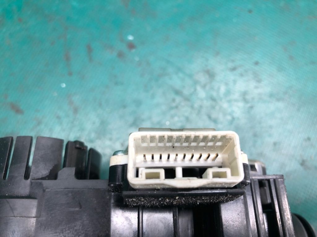 84140-06400 | Підрульовий перемикач лів. TOYOTA CAMRY 40 06-11 - Фото 4