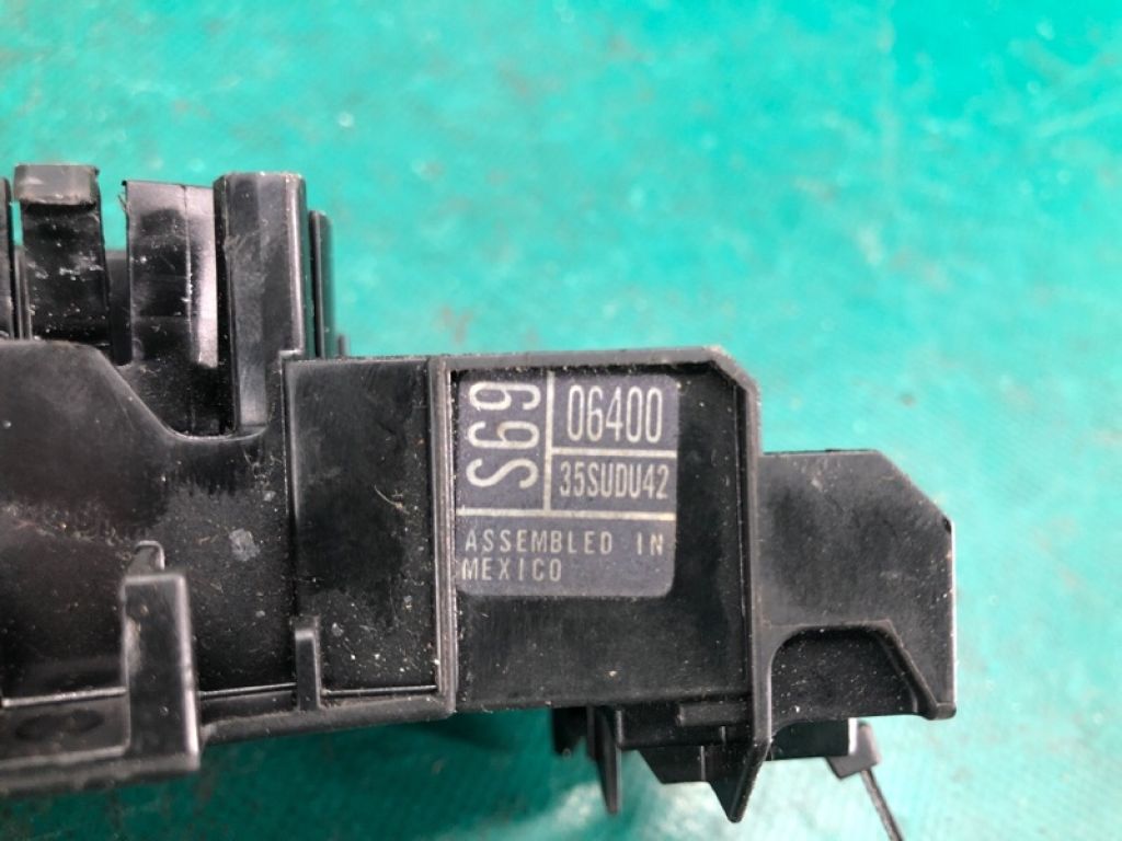 84140-06400 | Підрульовий перемикач лів. TOYOTA CAMRY 40 06-11 - Фото 5