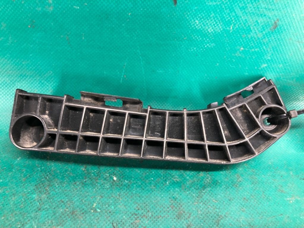 52535-06030 | Кронштейн переднего бампера прав. TOYOTA CAMRY 40 06-11 - Фото 3