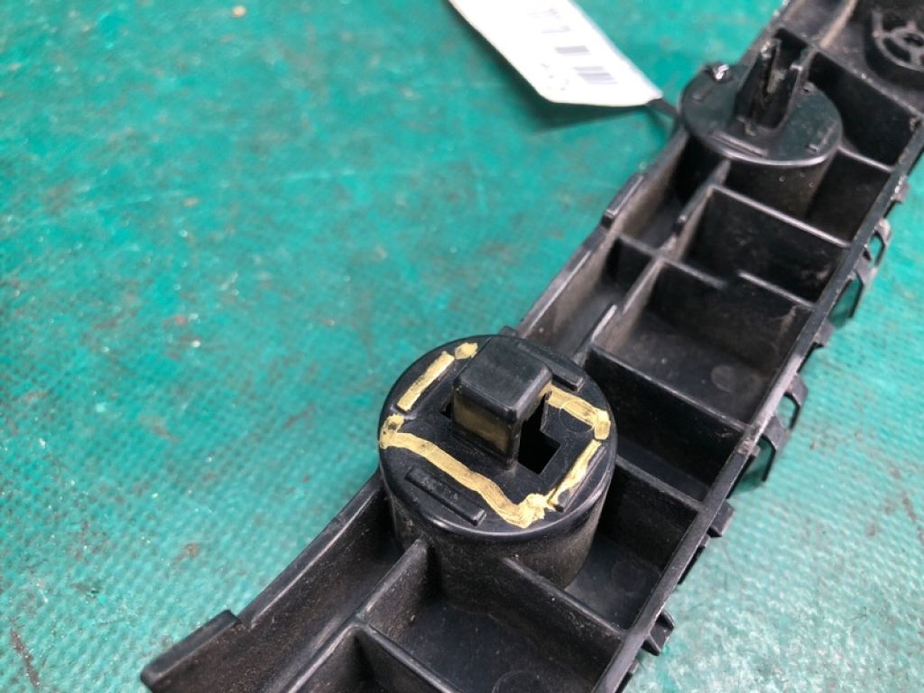 62223-4BA0A | Кронштейн переднього бампера лів. NISSAN X-TRAIL/ROGUE T32 13-20 - Фото 4