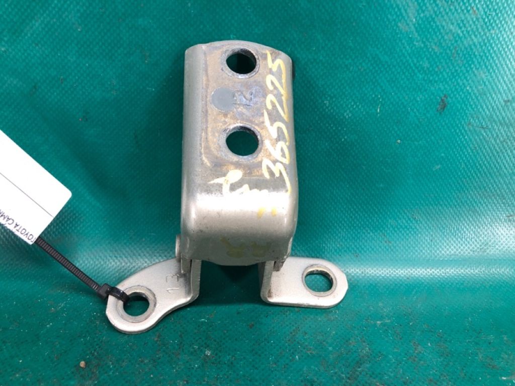 68770-02050 | Петля двері нижня задн. прав. TOYOTA CAMRY 40 06-11 - Фото 3