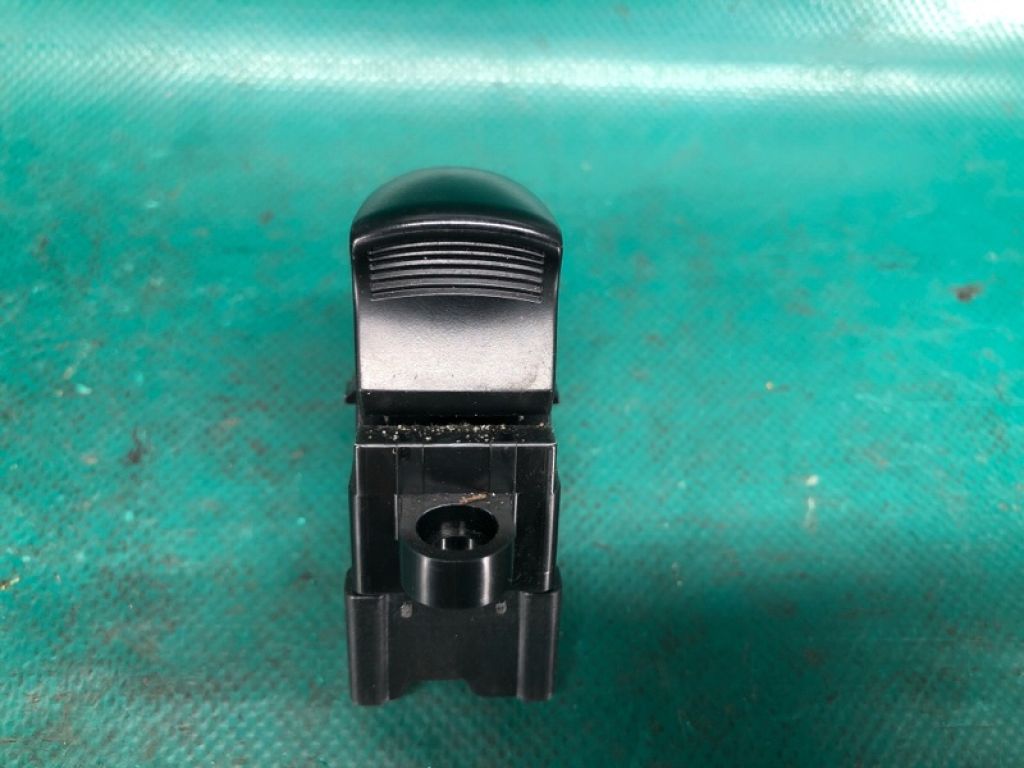 25411-1KL5C | Кнопка стеклоподъемника задн. прав. NISSAN X-TRAIL/ROGUE T32 13-20 - Фото 4