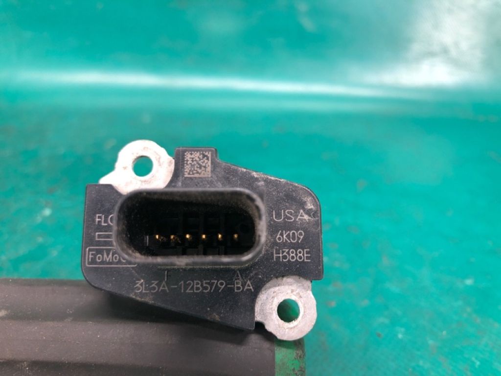 CY01-13-215 | Витратомір повітря MAZDA CX-9 06-16 - Фото 4