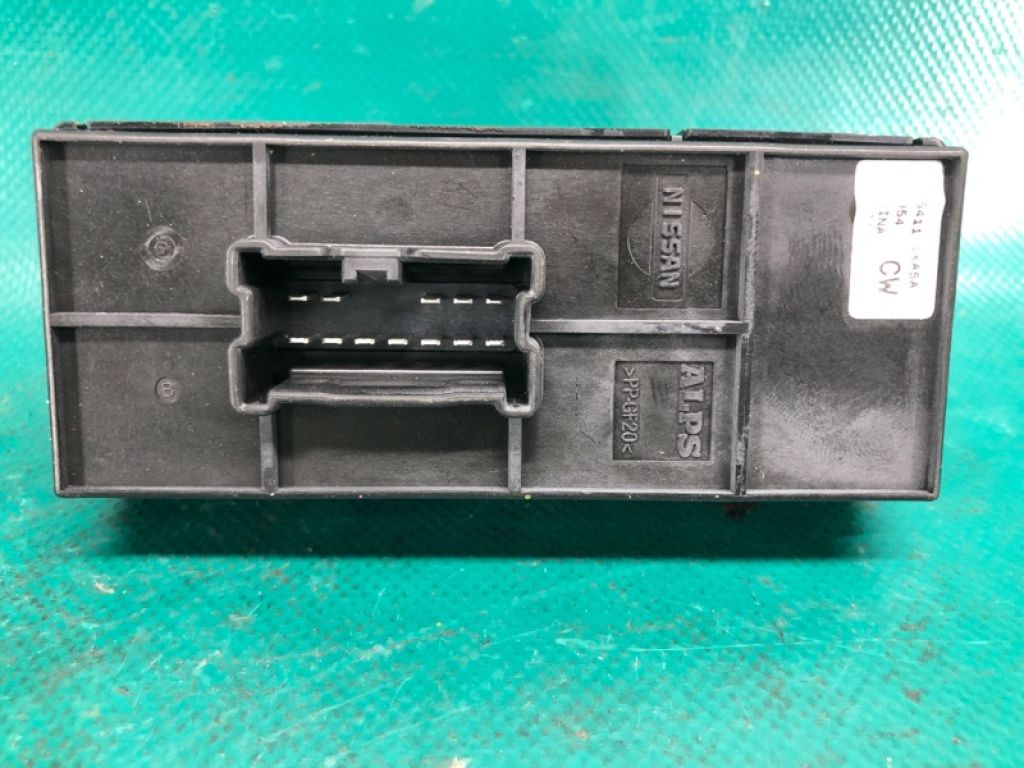 25411-1KA5A | Кнопка склопідіймача передн. прав. NISSAN X-TRAIL/ROGUE T32 13-20 - Фото 3