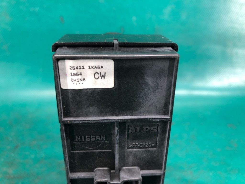 25411-1KA5A | Кнопка склопідіймача передн. прав. NISSAN X-TRAIL/ROGUE T32 13-20 - Фото 4