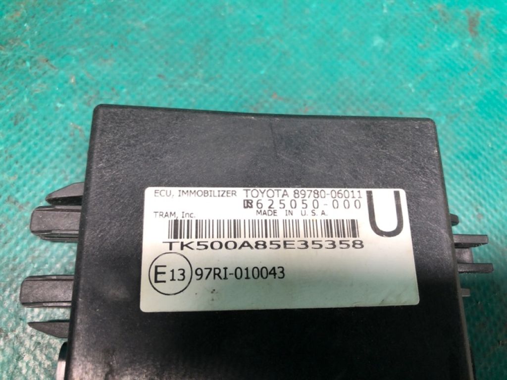 89780-06011 | Блок іммобілайзера TOYOTA CAMRY 40 06-11 - Фото 4