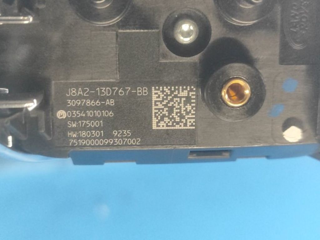 J8A2-13D767-BB | Кнопки руля LAND ROVER EVOQUE 19- - Фото 7