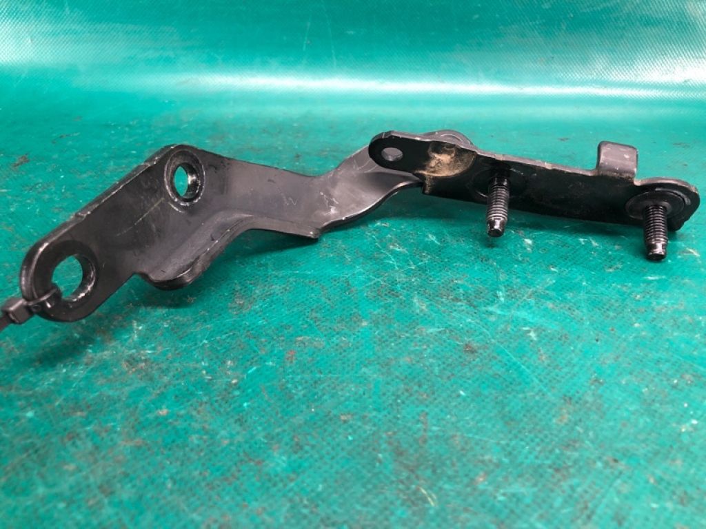 90400-4BA0A | Петля кришки багажника прав. NISSAN X-TRAIL/ROGUE T32 13-20