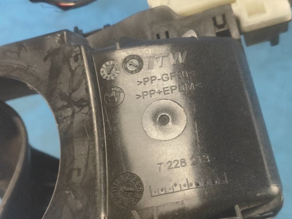 7228213 | Лючок паливного бака BMW 6 SERIES (F13) 12-18 - Фото 8