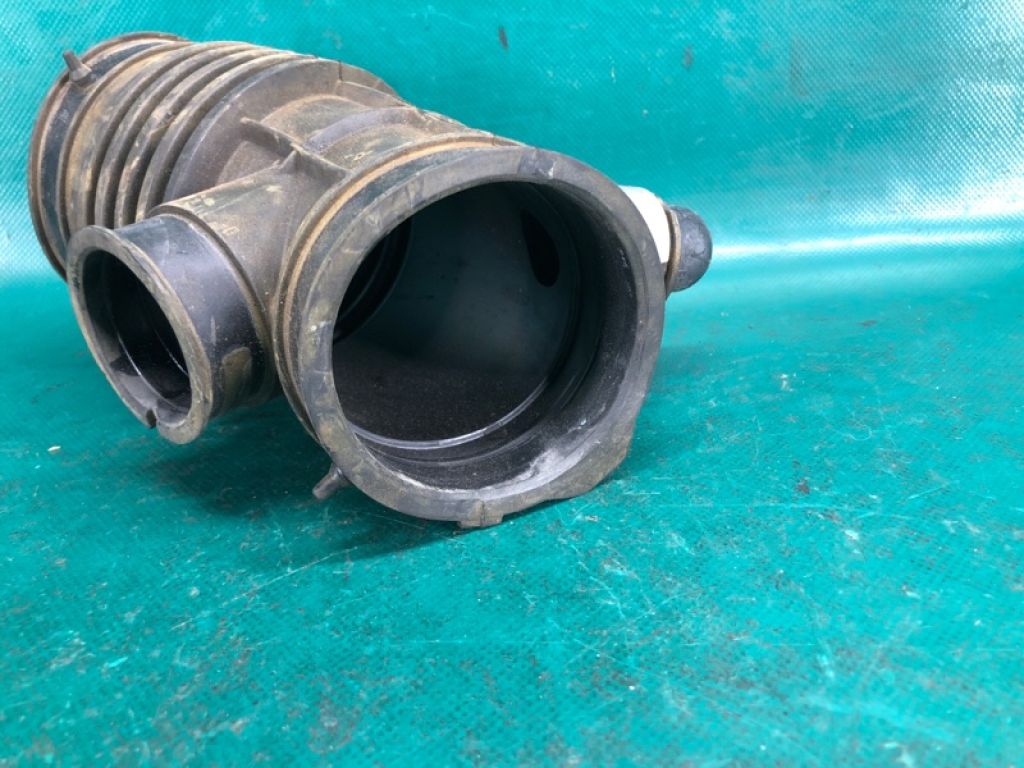 16576-4BA1A | патрубок повітряного фільтра NISSAN X-TRAIL/ROGUE T32 13-20 - Фото 3