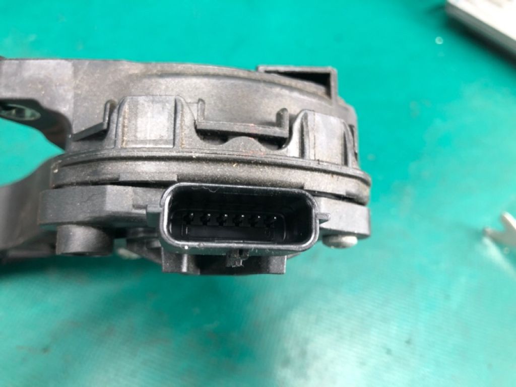 18002-4BA0A | Педаль газу NISSAN X-TRAIL/ROGUE T32 13-20 - Фото 4