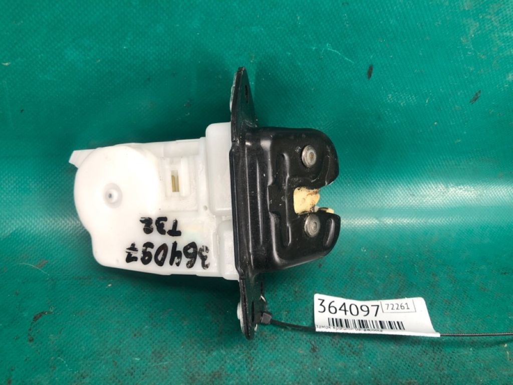 90502-4CL0A | Замок кришки багажника NISSAN X-TRAIL/ROGUE T32 13-20