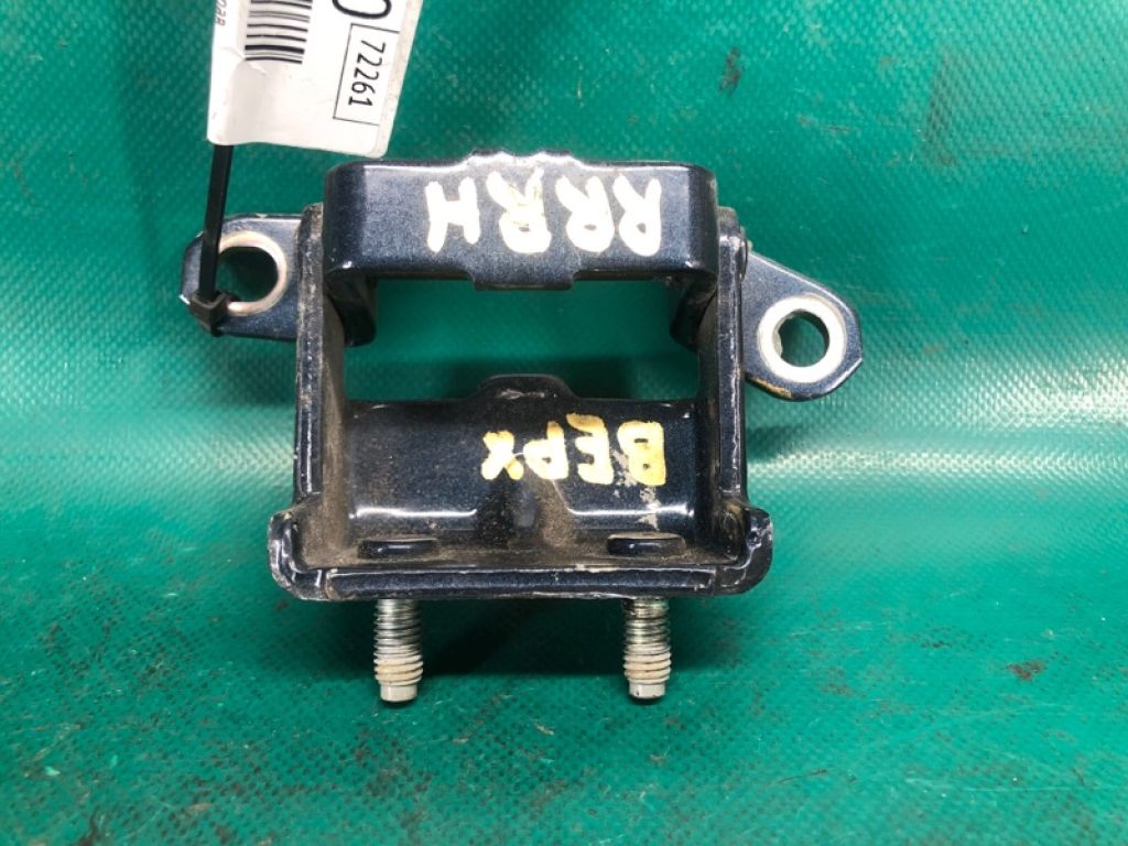 82400-3NA1A | Петля двери верхняя задн. прав. NISSAN X-TRAIL/ROGUE T32 13-20