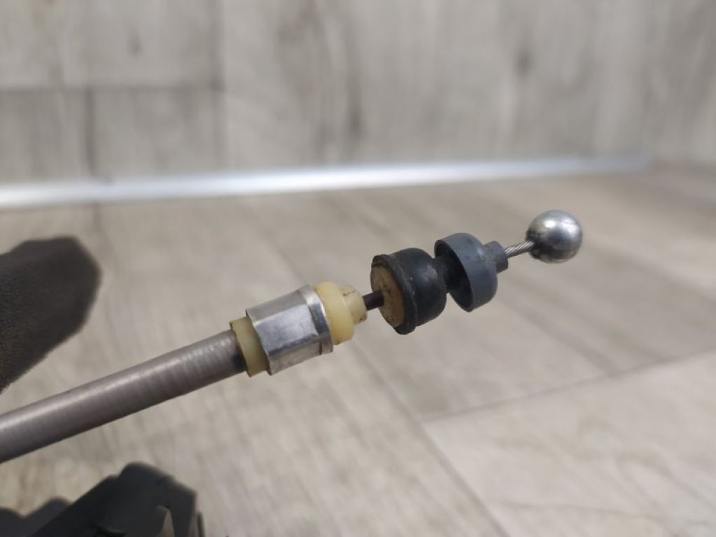 80501-ED00B | Замок двері передн. лів. NISSAN TIIDA/VERSA C11 04-11 - Фото 10