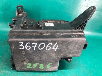 Блок предохранителей моторный отсек LEXUS NX 14-21