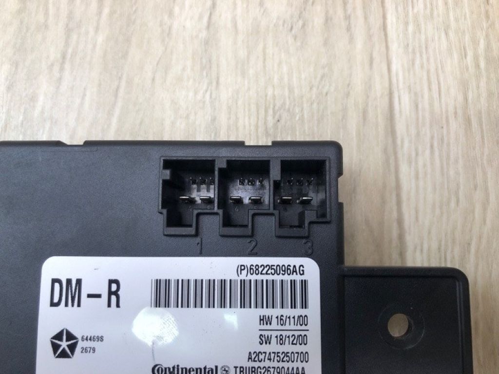 68225 096AG | Блок управления дверей задн. прав. CHRYSLER PACIFICA 16-20 - Фото 5