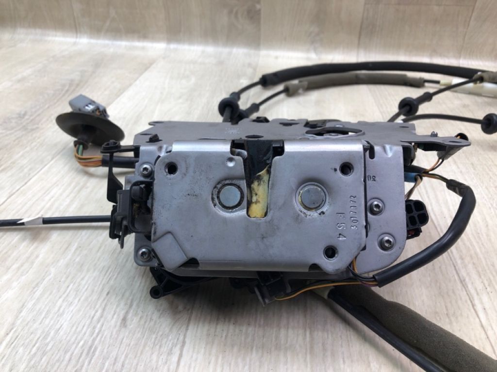 68314 802AD | Замок двері бічної задн. прав. CHRYSLER PACIFICA 16-20 - Фото 3