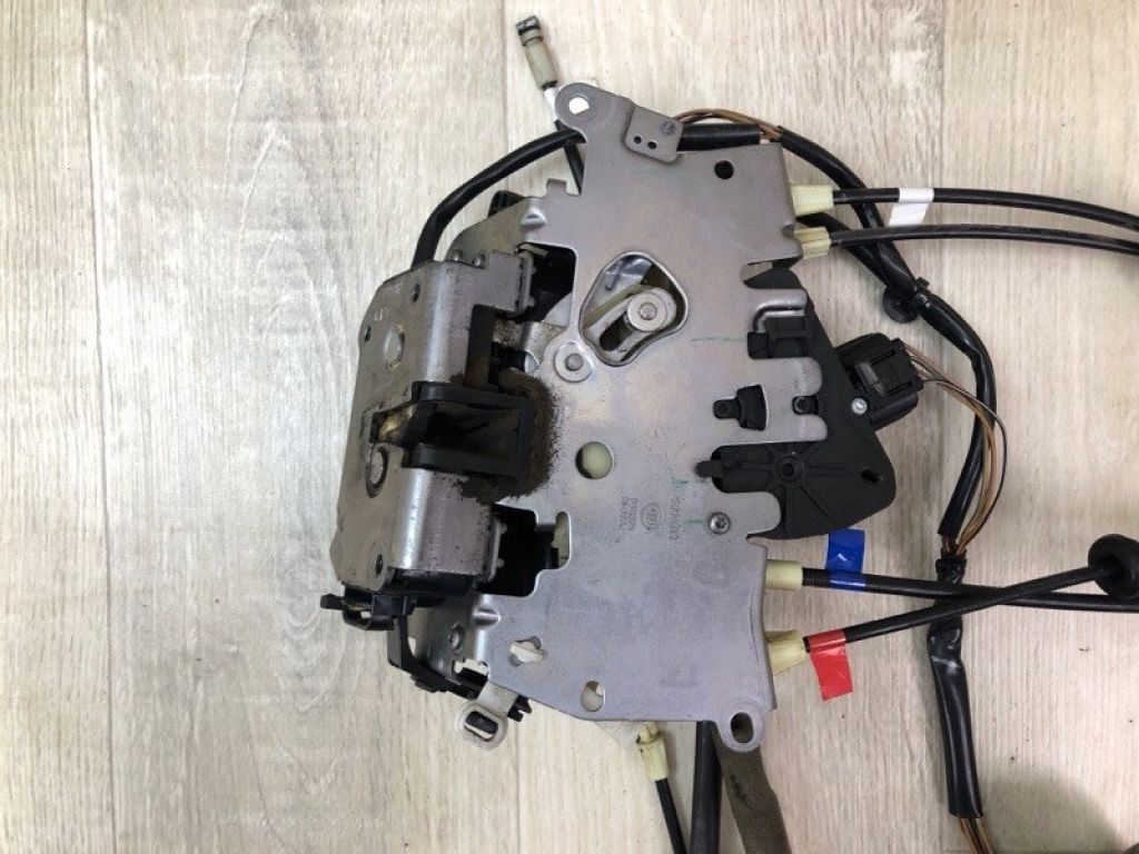 68314 803AD | Замок двері бічної задн. лів. CHRYSLER PACIFICA 16-20 - Фото 2