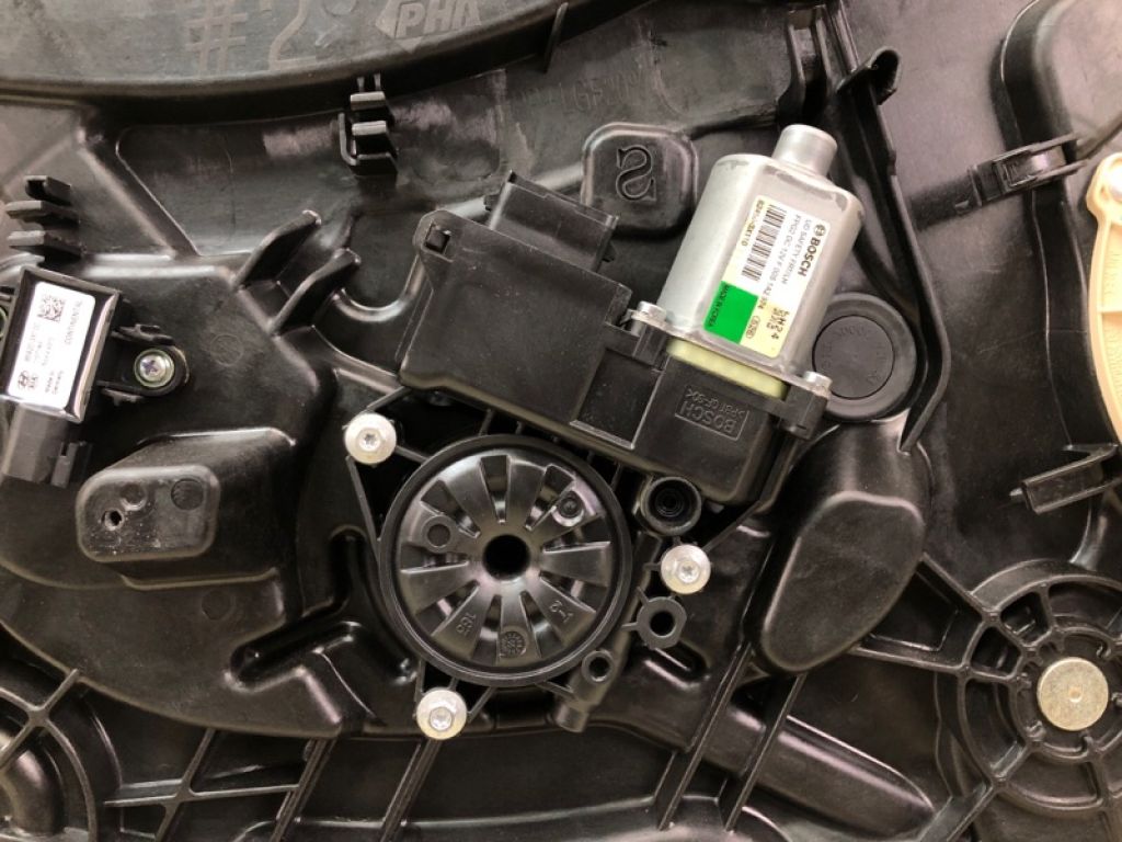 82450 3X110 | Склопідйомник передн. лів. HYUNDAI ELANTRA MD 10-15 - Фото 3