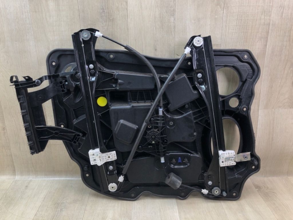 68314 748AA | Склопідйомник передн. прав. CHRYSLER PACIFICA 16-20 - Фото 2