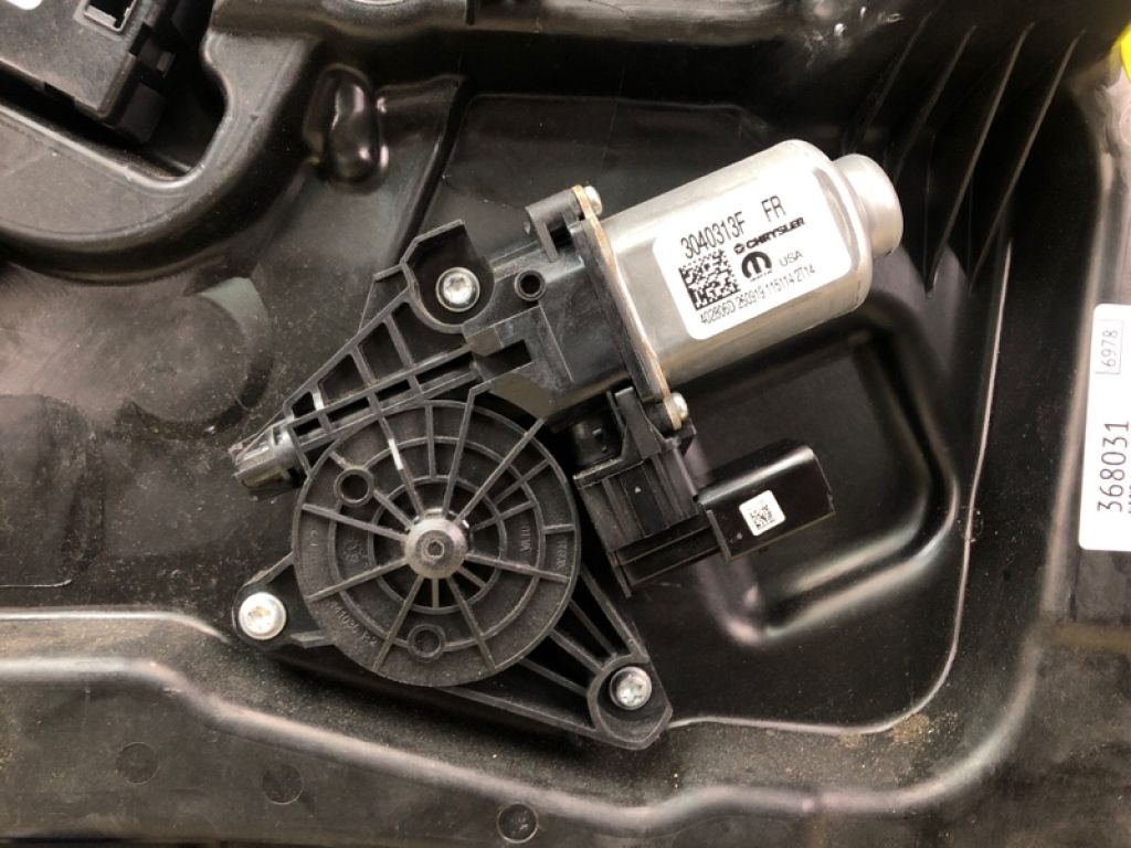 68314 748AA | Склопідйомник передн. прав. CHRYSLER PACIFICA 16-20 - Фото 3