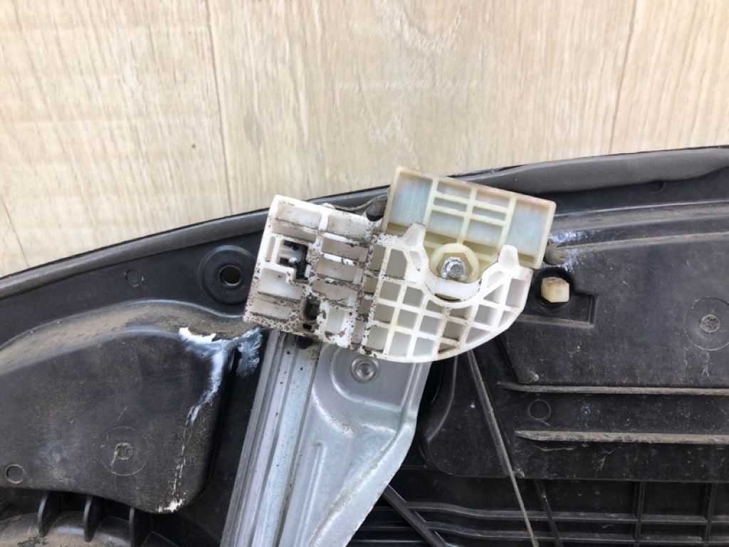 82450 A5010 | Склопідйомник передн. лів. HYUNDAI ELANTRA GD 12-17 - Фото 4