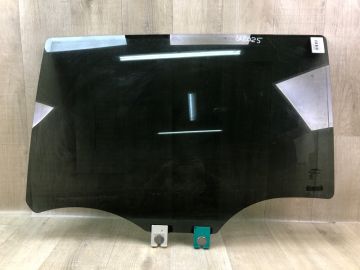 Скло дверей задн. лів. CHRYSLER PACIFICA 16-20