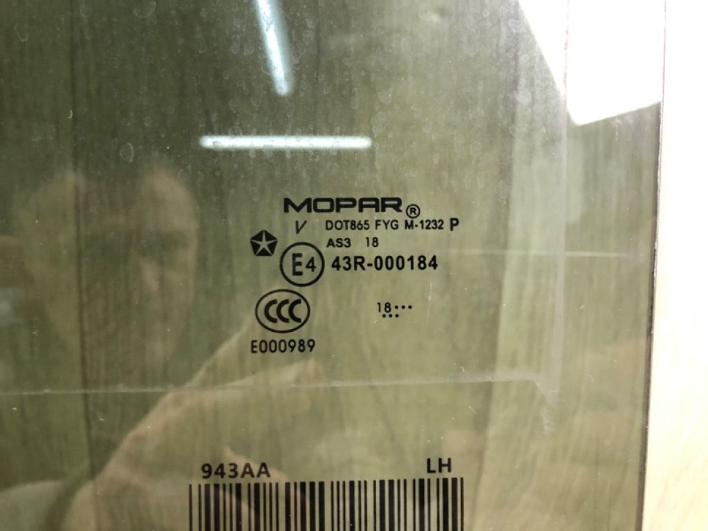 68231 943AA | Скло дверей задн. лів. CHRYSLER PACIFICA 16-20 - Фото 5