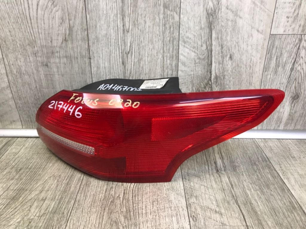 F1EZ-13404-B | Фонарь наружный задн. прав. FORD FOCUS 10-18 - Фото 2