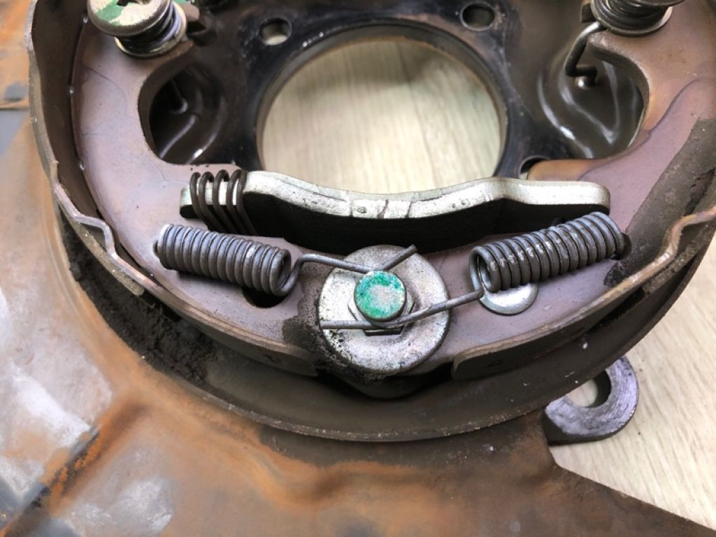 46503-06040 | Гальмівний механізм задн. прав. TOYOTA CAMRY 40 06-11 - Фото 4