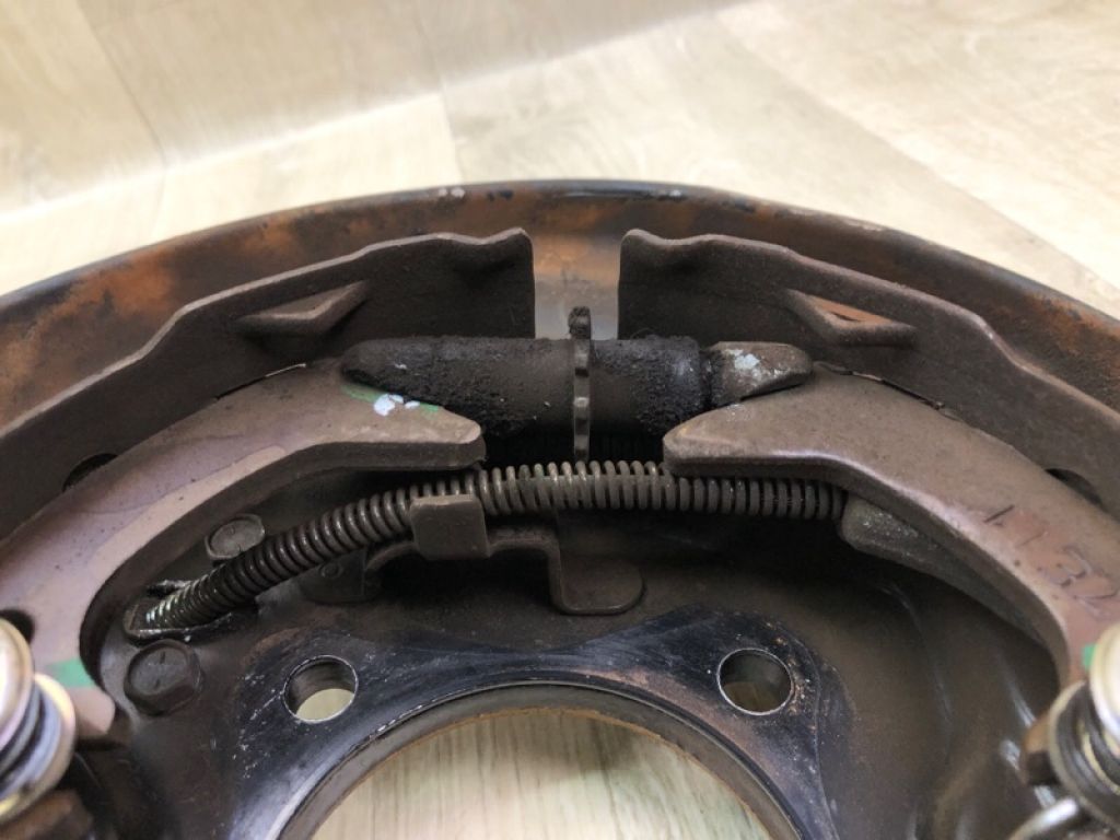 46503-06040 | Гальмівний механізм задн. прав. TOYOTA CAMRY 40 06-11 - Фото 5