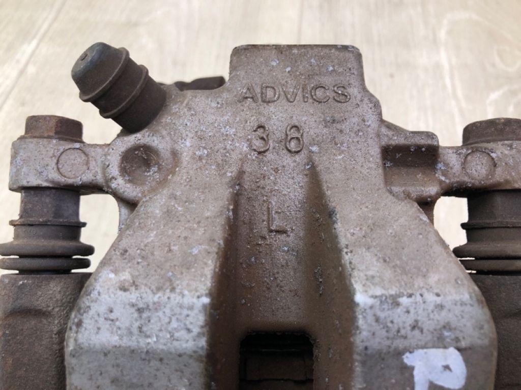 47850-06052 | Супорт гальмівний задн. лів. TOYOTA CAMRY 40 06-11 - Фото 6