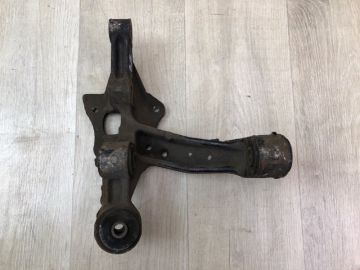 Цапфа задн. прав. TOYOTA CAMRY 40 06-11